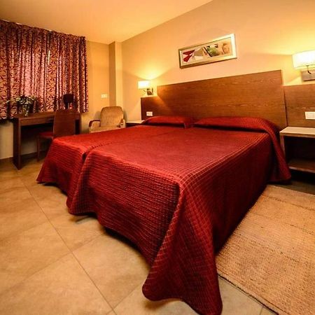 Hotel Ciutat De Carlet Eksteriør billede
